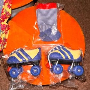 American Girl Doll Julie Roller Skates and Socks COMPLETE NWOB